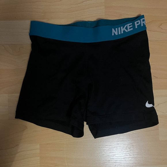 Nike Pro Shorts - Picture 5 of 5